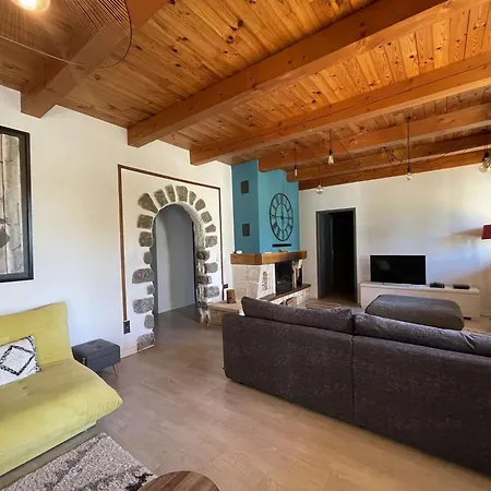 Maison Climatisee Avec Jardin Pres Du Centre De Pont D'arc - 6 Couchages - Fr-1-382-112 *